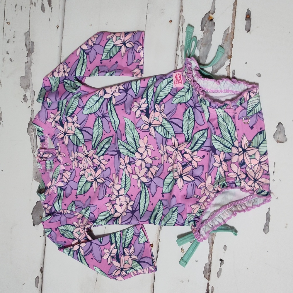 Ruffle butts 6-12m bundle bathing suit/sun suit - Picture 4 of 7
